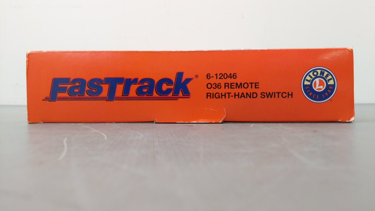 Lionel 6-12046 O Gauge O36 Right Hand Remote-Control FasTrack Switch/Turnout EX/Box