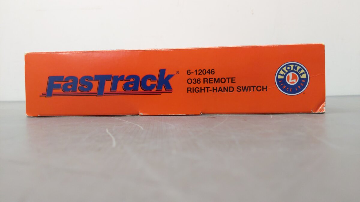 Lionel 6-12046 O Gauge O36 Right Hand Remote-Control FasTrack Switch/Turnout EX/Box