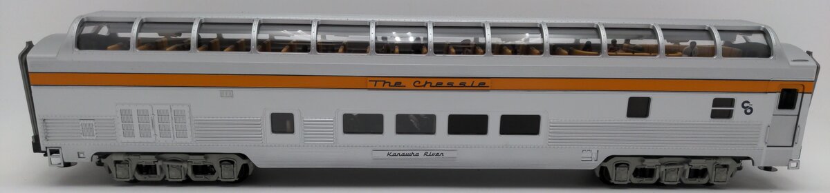 MTH 20-67125 Chesapeake & Ohio 70' ABS Full Length Vista Dome Passenger Car EX/Box