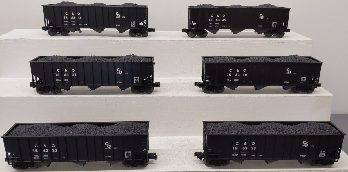 Lionel 6-21792 O Gauge Chesapeake & Ohio 3-Bay Coal Hoppers (Set of 6) EX/Box