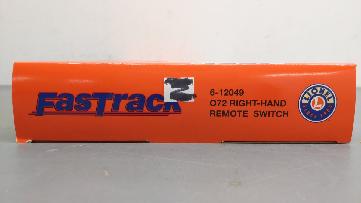 Lionel 6-12049 O72 Right Hand Remote-Control FasTrack Switch Turnout EX/Box