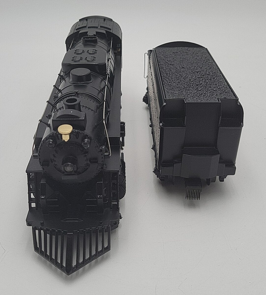Lionel 1932090 O 2-8-4 Polar Express Berkshire Steam Locomotive & Tender # 1225 LN/Box