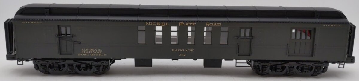 MTH 20-42040 O Gauge Nickel Plate Road 70' Madison Baggage/RPO Car #357 EX/Box