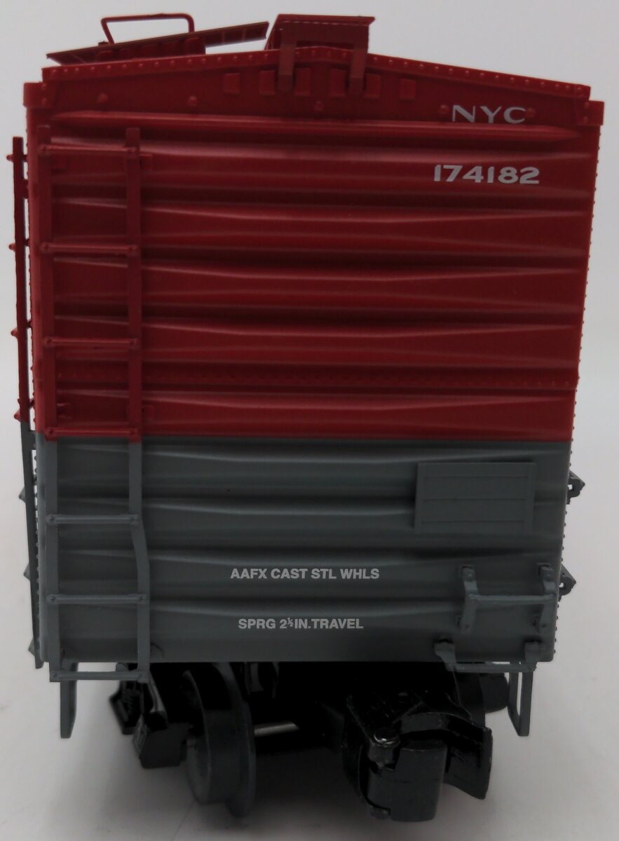 Lionel 2126303 O Scale New York City Boxcar #174182 EX/Box
