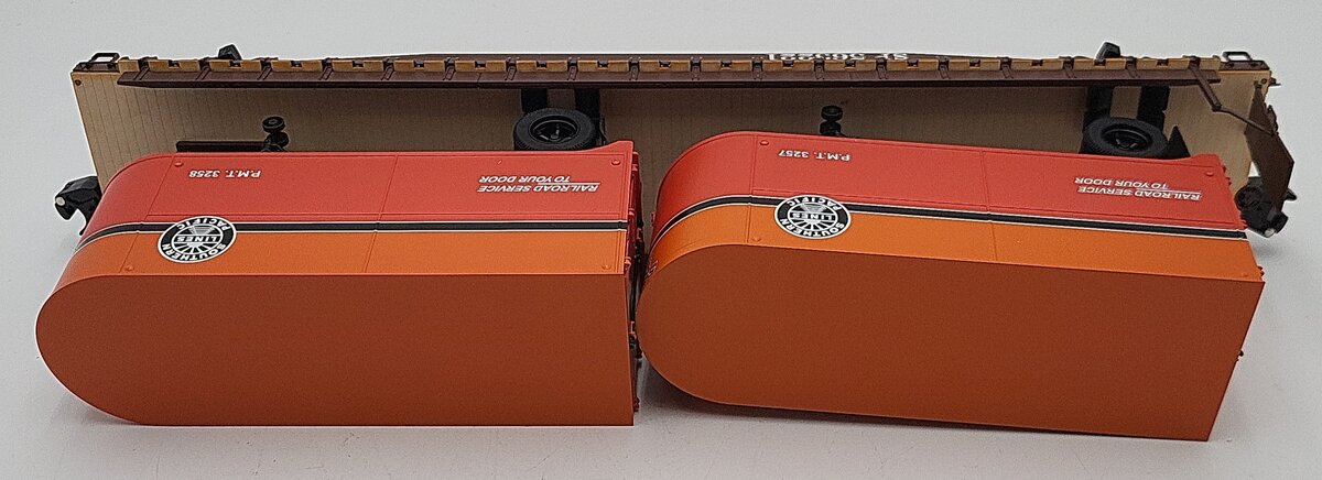 Lionel 6-17598 O Southern Pacific Flatcar w/ Trailers #563221 LN/Box