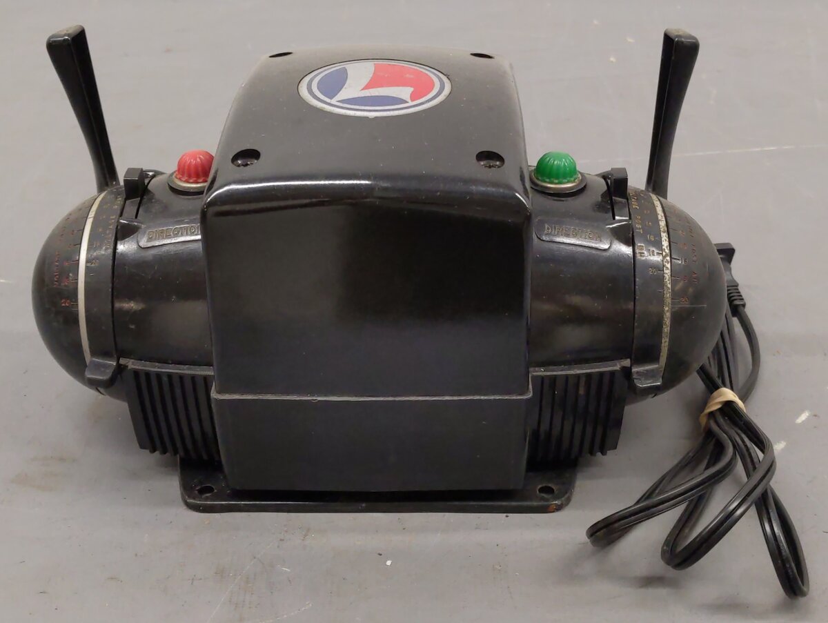 Lionel ZW Vintage O Gauge Trainmaster 275 Watt Transformer with Whistle VG