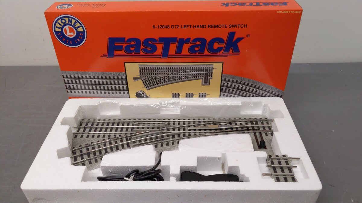 Lionel 6-12048 O72 Left Hand Remote-Control FasTrack Switch Turnout EX/Box