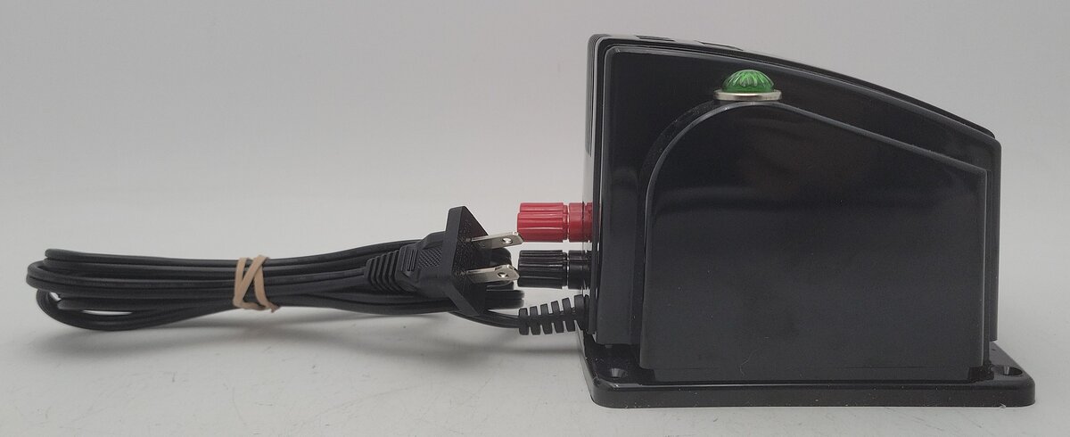 Lionel CW-80 80 Watt Transformer EX