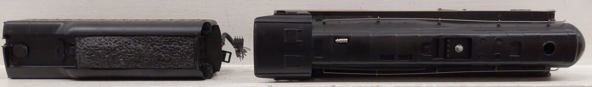 Lionel 6-18040 O Norfolk & Western 4-8-4 J Class Steam Locomotive & Tender #612 EX/Box