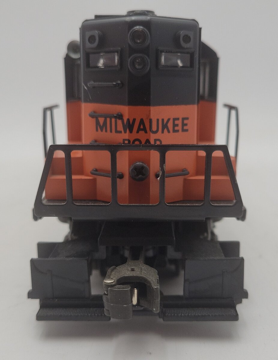 Lionel 6-18500 O Gauge Milwaukee Road GP9 Diesel Locomotive #8500 EX/Box