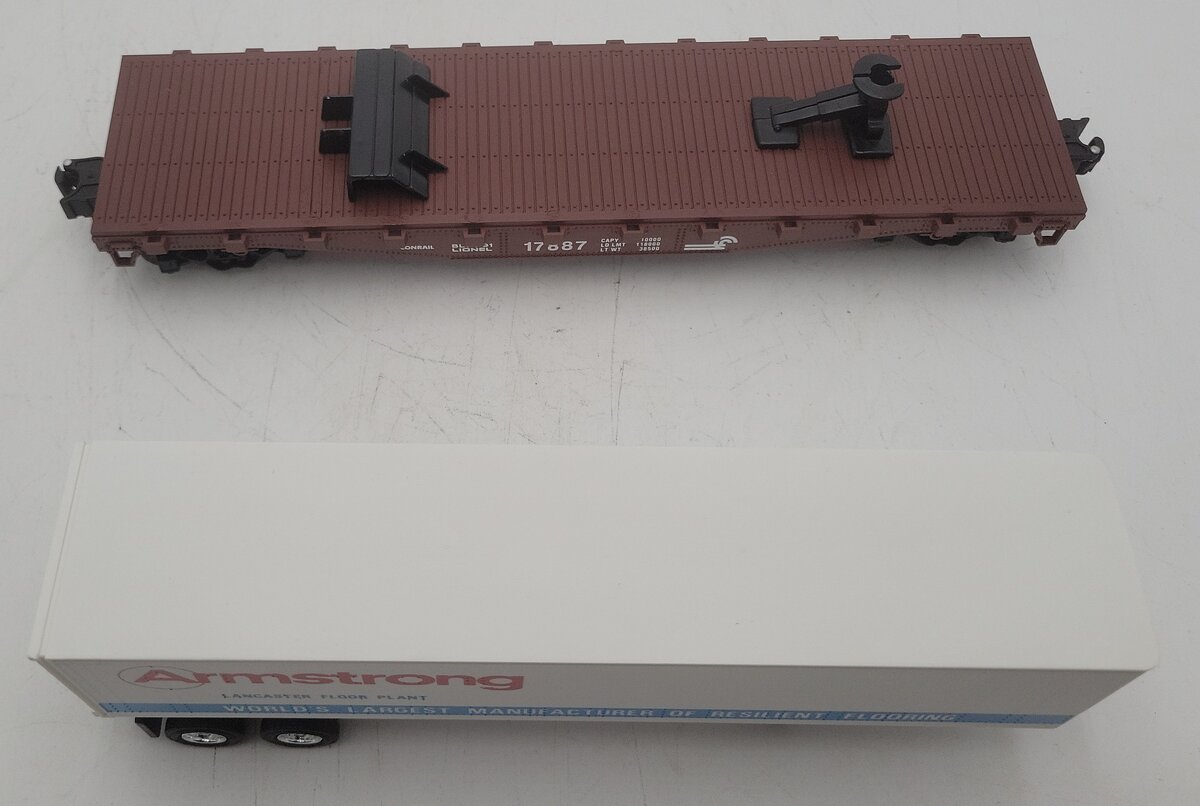 Lionel 6-17887 O Gauge LCCA Conrail Flatcar w/ Armstrong Trailer #17887 LN