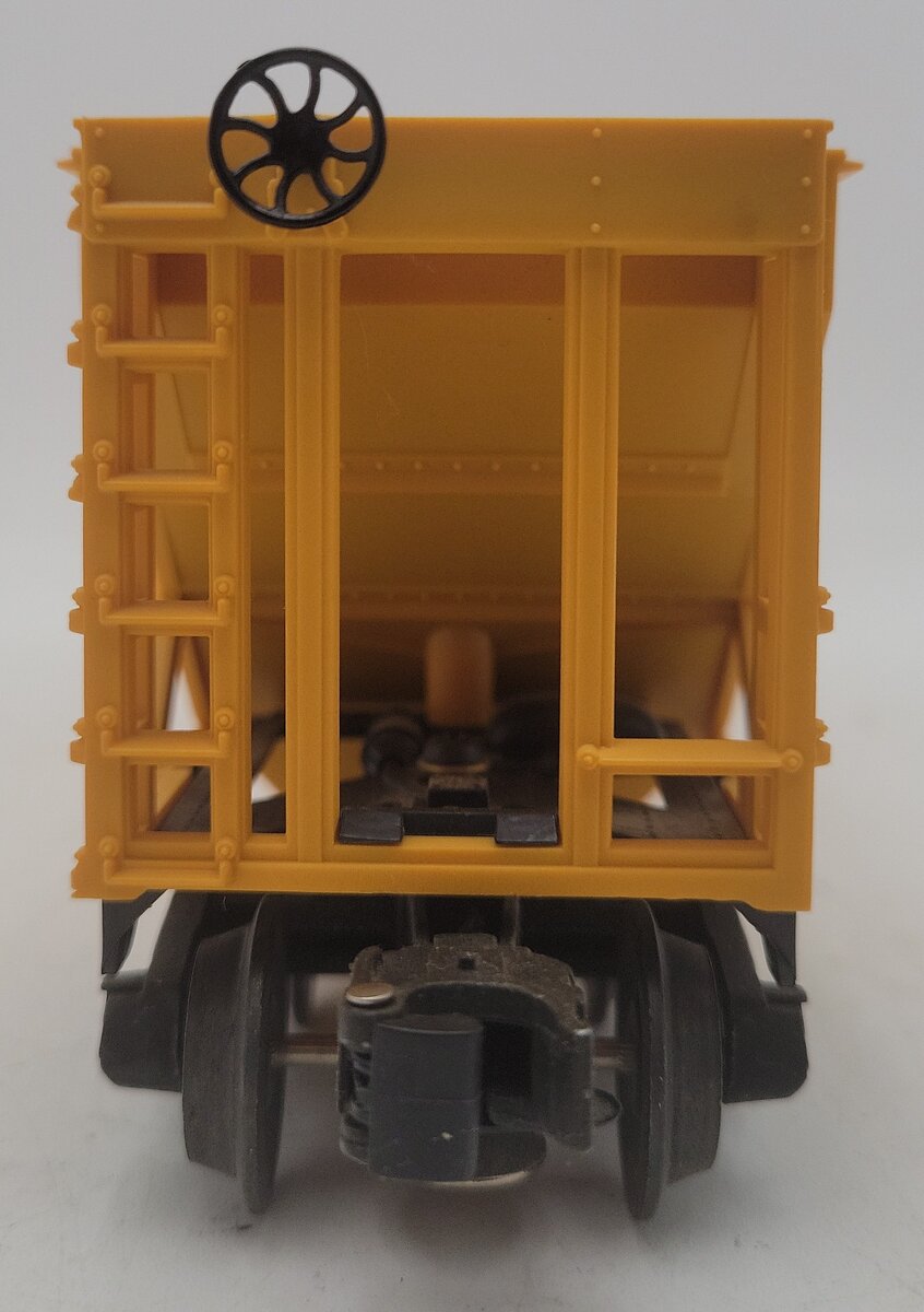 Lionel 6-19302 O Gauge Milwaukee Road Hopper #19302 with Coal Load EX/Box
