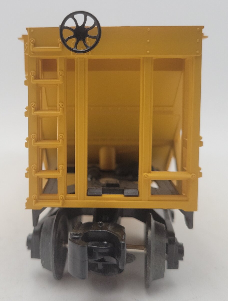 Lionel 6-19930 O Gauge Lionel Railroader Club 4-Bay Hopper with Load #19930 LN/Box