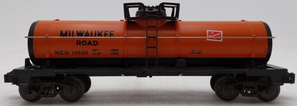 Lionel 6-19600 O Gauge Milwaukee Road Single Dome Tank Car #19600 EX/Box