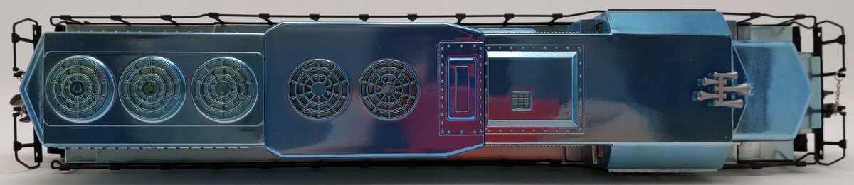 Lionel 6-52207 O Gauge LCCA Lionel Lines SD-40 Diesel Locomotive #2000 EX/Box