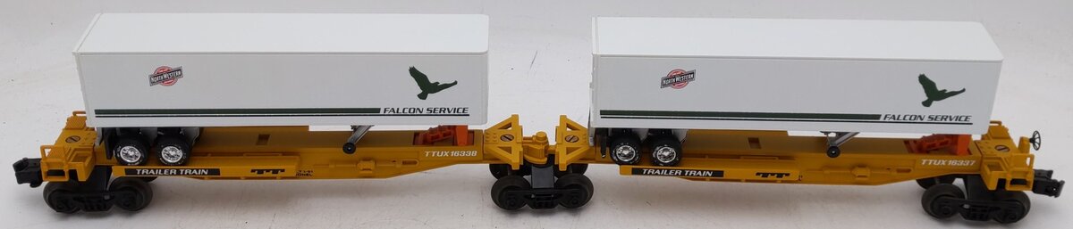 Lionel 6-16334 O Chicago & Northwestern TTUX Flat Cars with Trailers EX