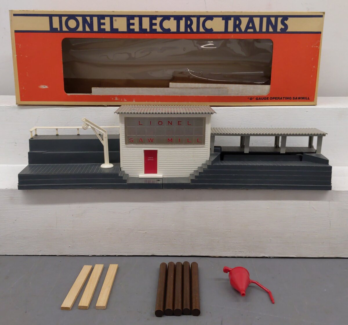 Lionel 6-2301 O Gauge Operating Sawmill VG/Box