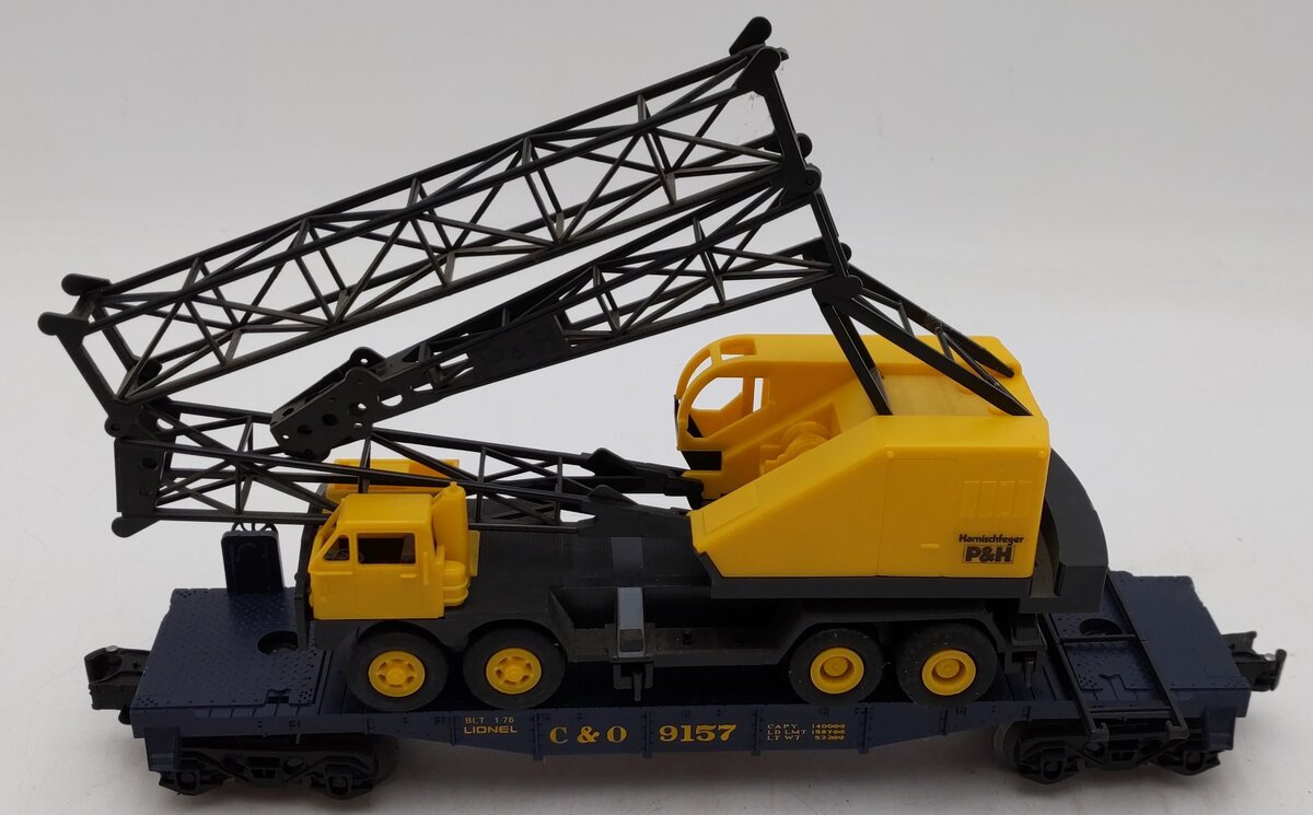 Lionel 6-9157 O Gauge Chesapeake & Ohio Flatcar with Construction Crane Kit VG/Box
