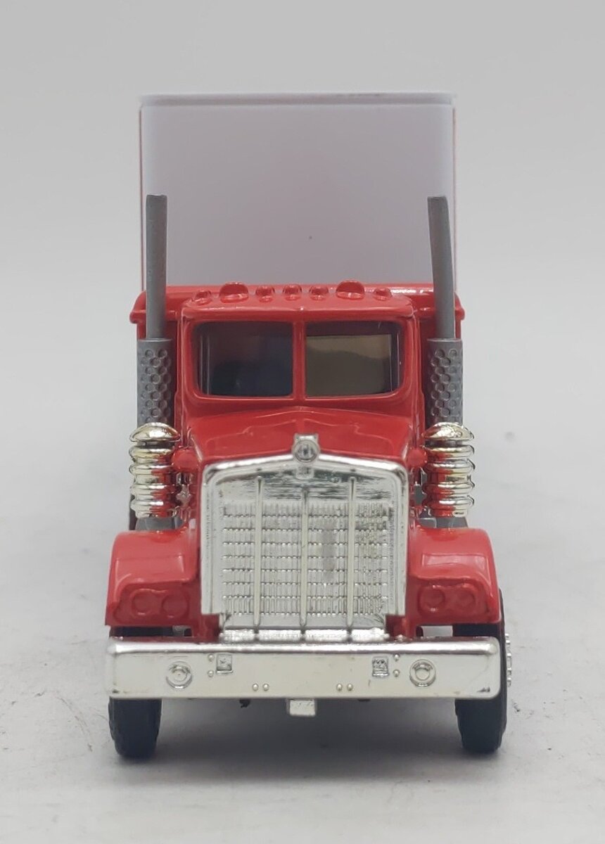 Lionel 6-12875 O Gauge Lionel Railroader Club Tractor & Trailer Truck LN/Box