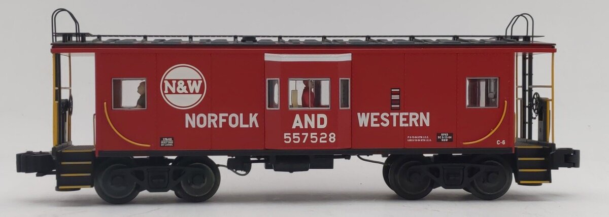 Lionel 6-17645 O Gauge Norfolk & Western Bay Window Illuminated Caboose #557528 LN/Box