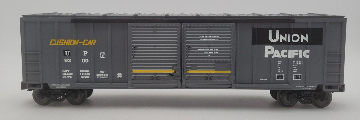 Lionel 6-17232 O Gauge SP/UP Merger Double Door Boxcar #9200 w/Auto Frames EX/Box