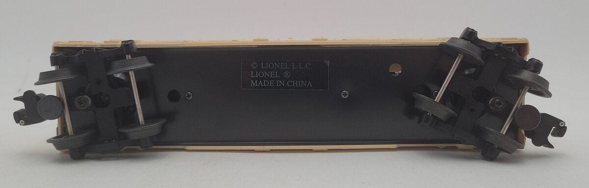 Lionel 6-19675 Lionel Model Shop Display Car with N&W J Class 600 Loco LN/Box