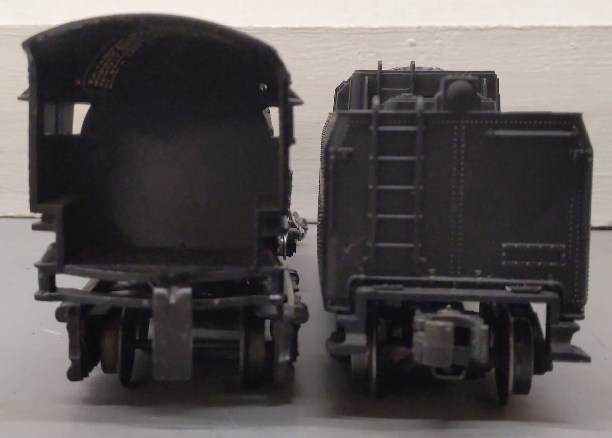 Lionel 2055 Vintage O 4-6-4 Hudson Steam Locomotive with 6026W Tender VG