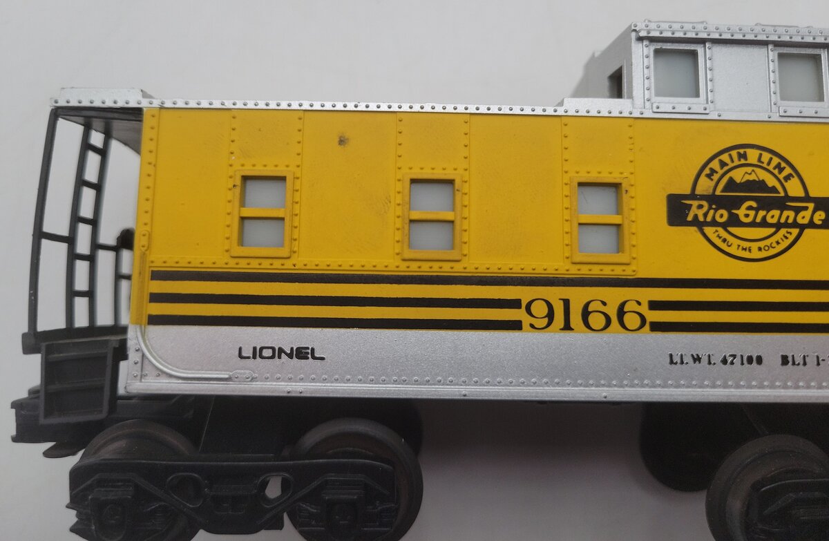 Lionel 6-9166 O Gauge Rio Grande Lighted Caboose EX