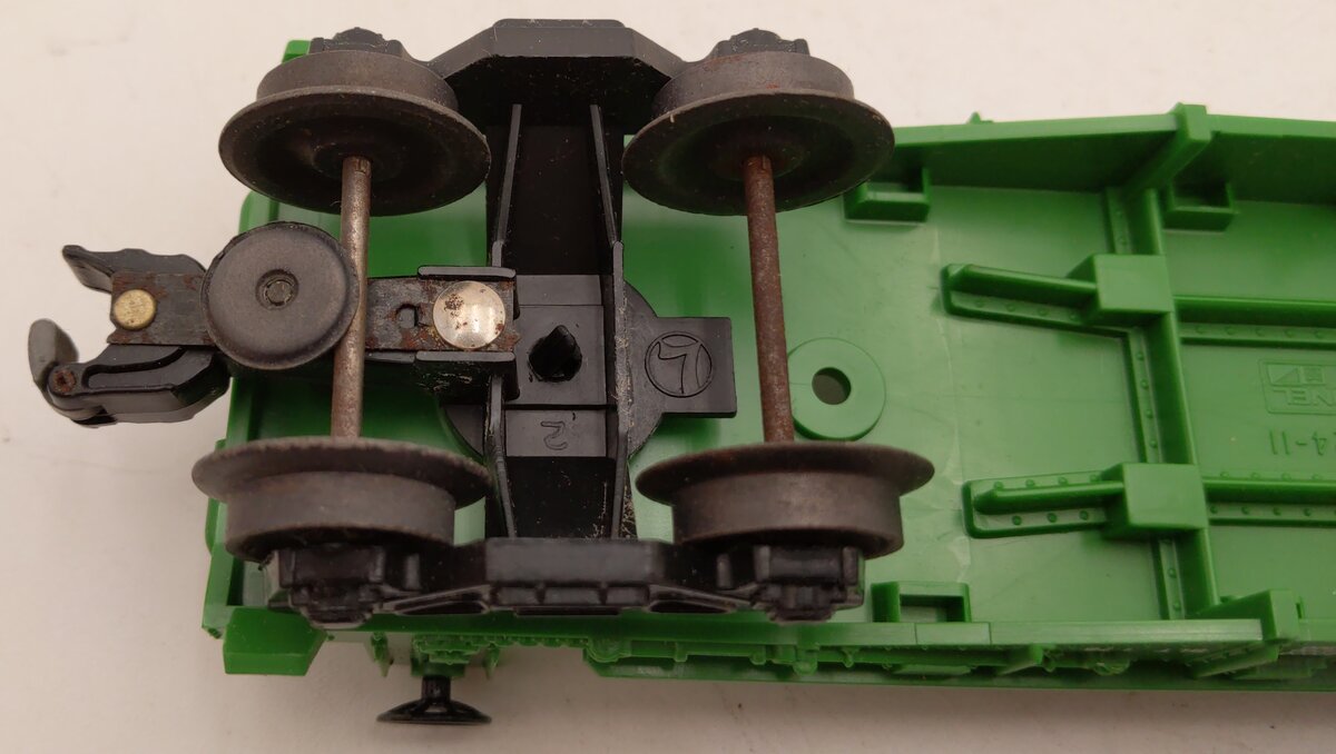 Lionel 6-9133 O Gauge Burlington Northern Flatcar #9133 with Trailers VG/Box
