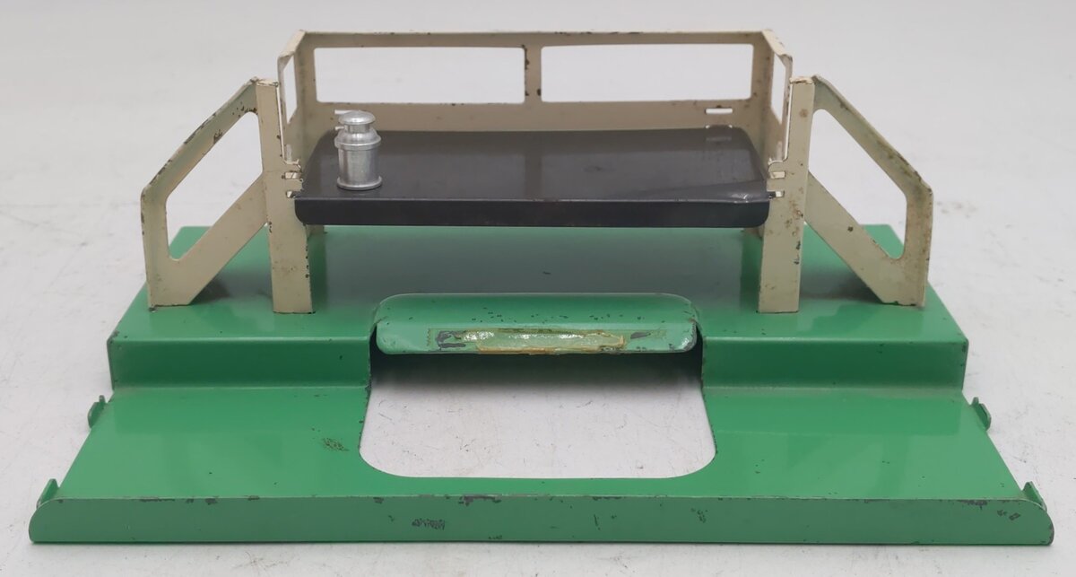 Lionel 3472 O Vintage Operating Milk Car with Platform/Box