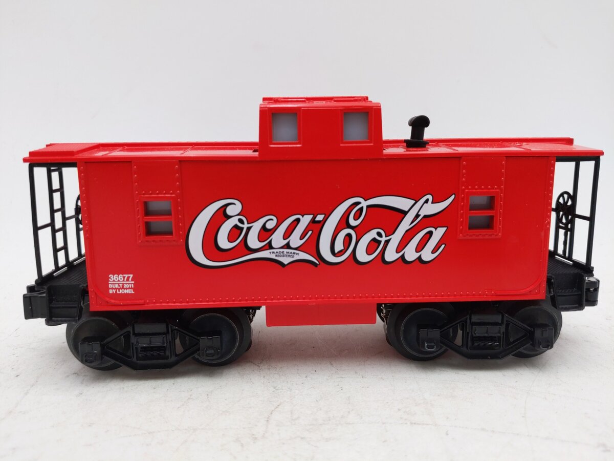 Lionel 36677 O Gauge Coca-Cola Lighted Caboose #36677 EX