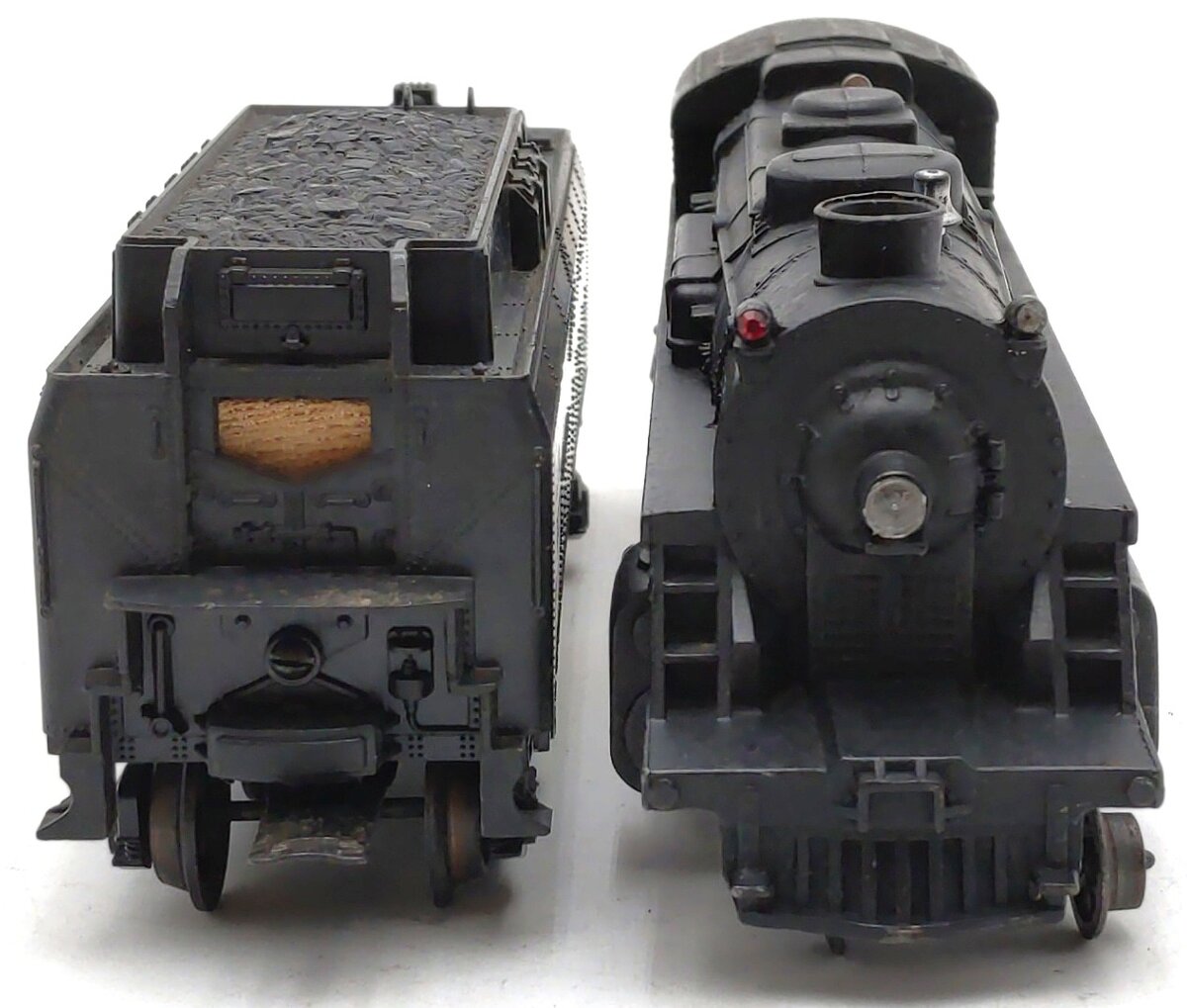 Lionel 6-8042 O Gauge Grand Trunk Western 2-4-2 Steam Locomotive & Tender VG