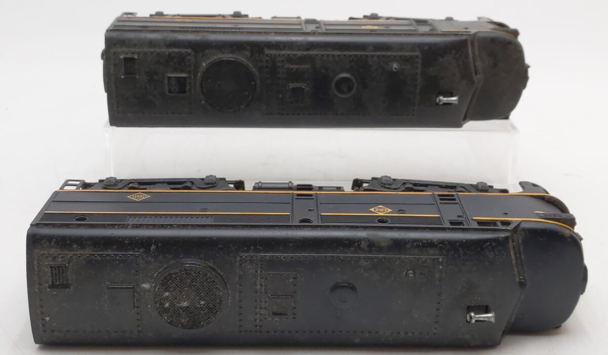 Lionel 2032 Vintage O Erie Alco AA Diesel Locomotive Set VG/Box