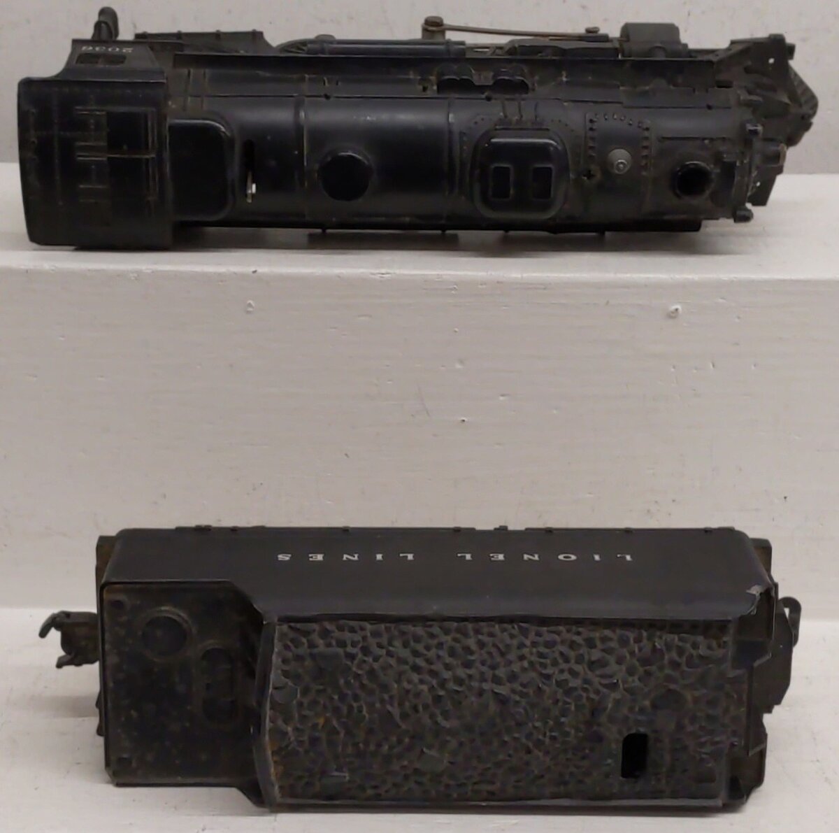 Lionel 2036 Vintage O 2-6-4 Steam Locomotive and 6466T Tender VG