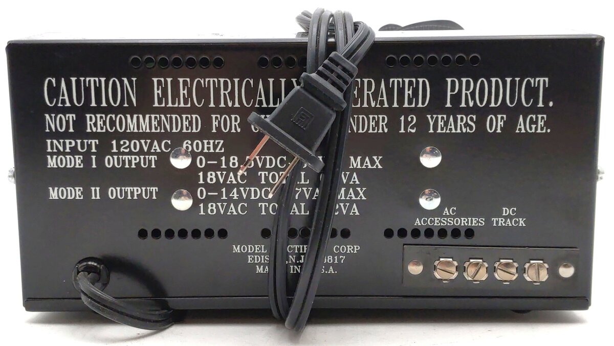 MRC 6200 HO Scale Trainpower Power Pack EX/Box
