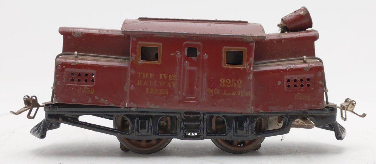 Ives 3252 Vintage O Gauge 0-4-0 Electric Locomotive