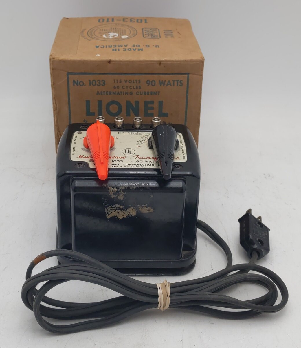 Lionel 1033 Vintage O 90 Watt Transformer w/ Whistle EX/Box
