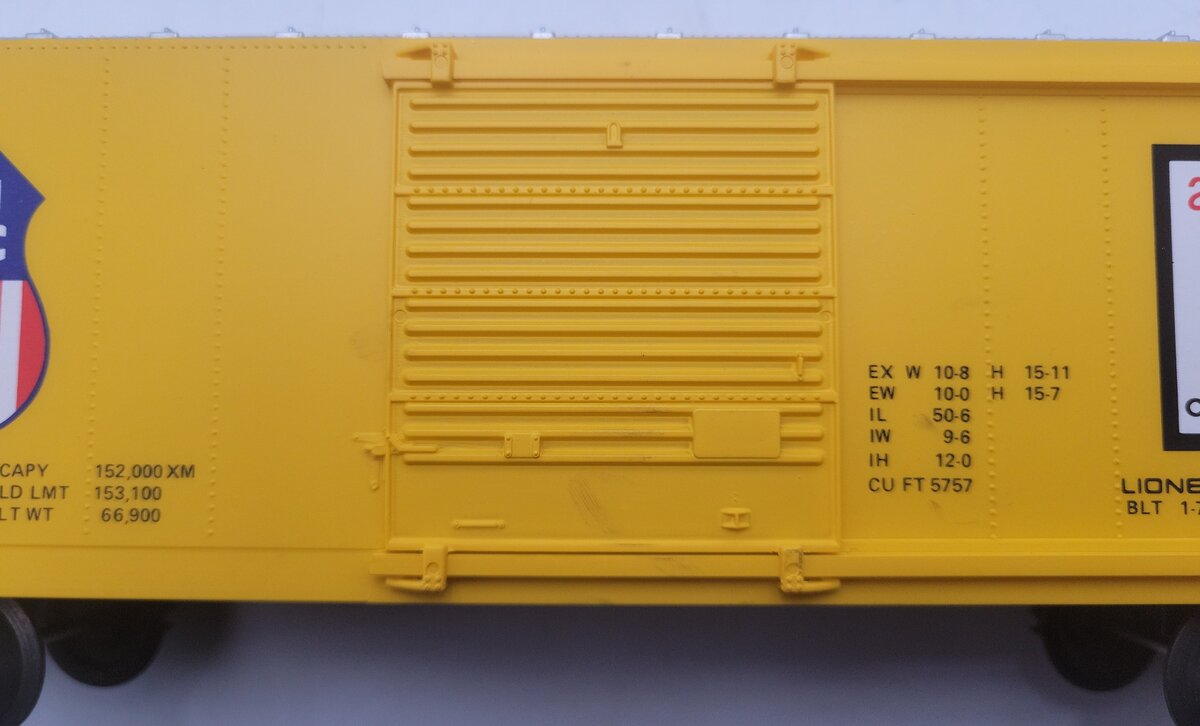 Lionel 6-9606 O Gauge Union Pacific Hi-Cube Boxcar EX
