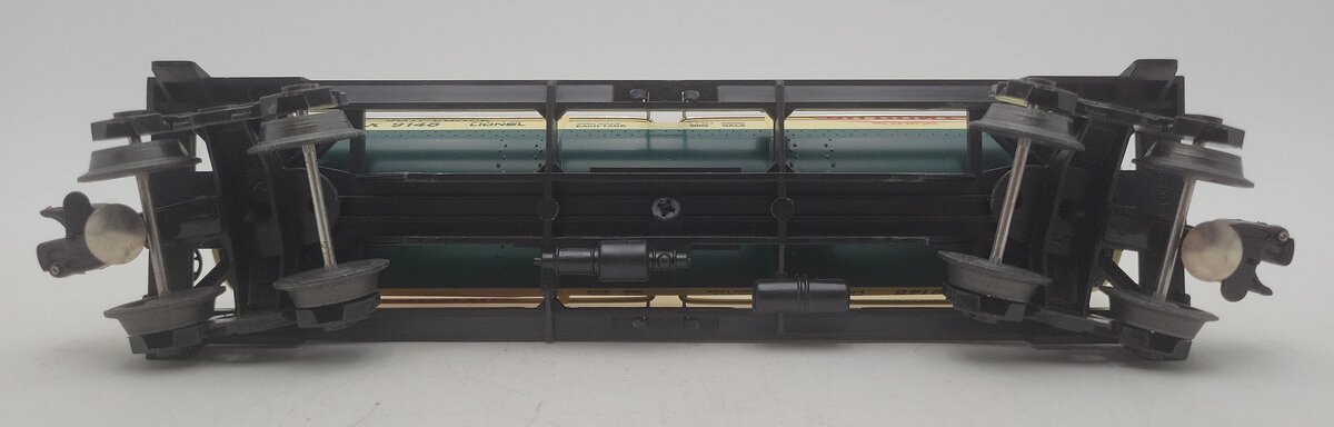 Lionel 6-9148 O Gauge DuPont Triple Dome Tank Car #9148 EX