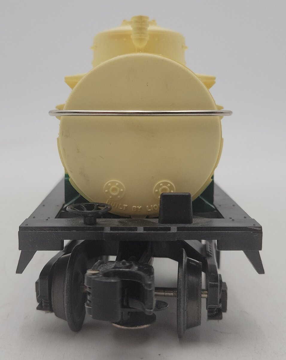 Lionel 6-9148 O Gauge DuPont Triple Dome Tank Car #9148 EX