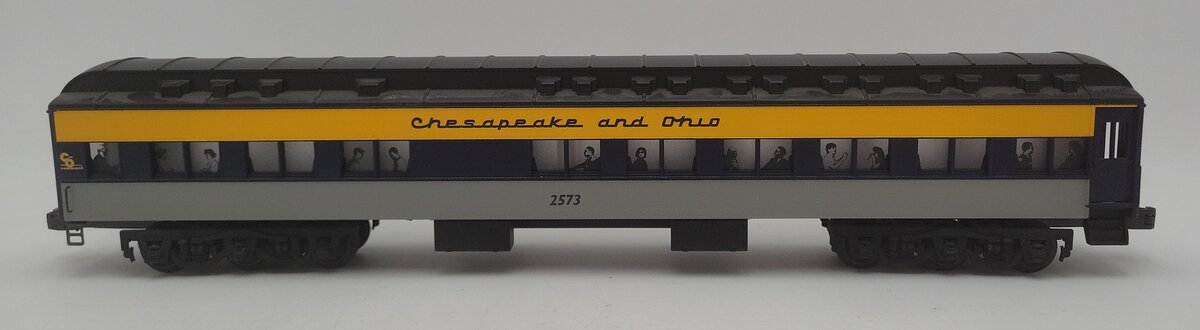 Lionel 6-19090 O Gauge Chesapeake and Ohio Heavyweight Diner Car #2573 EX/Box
