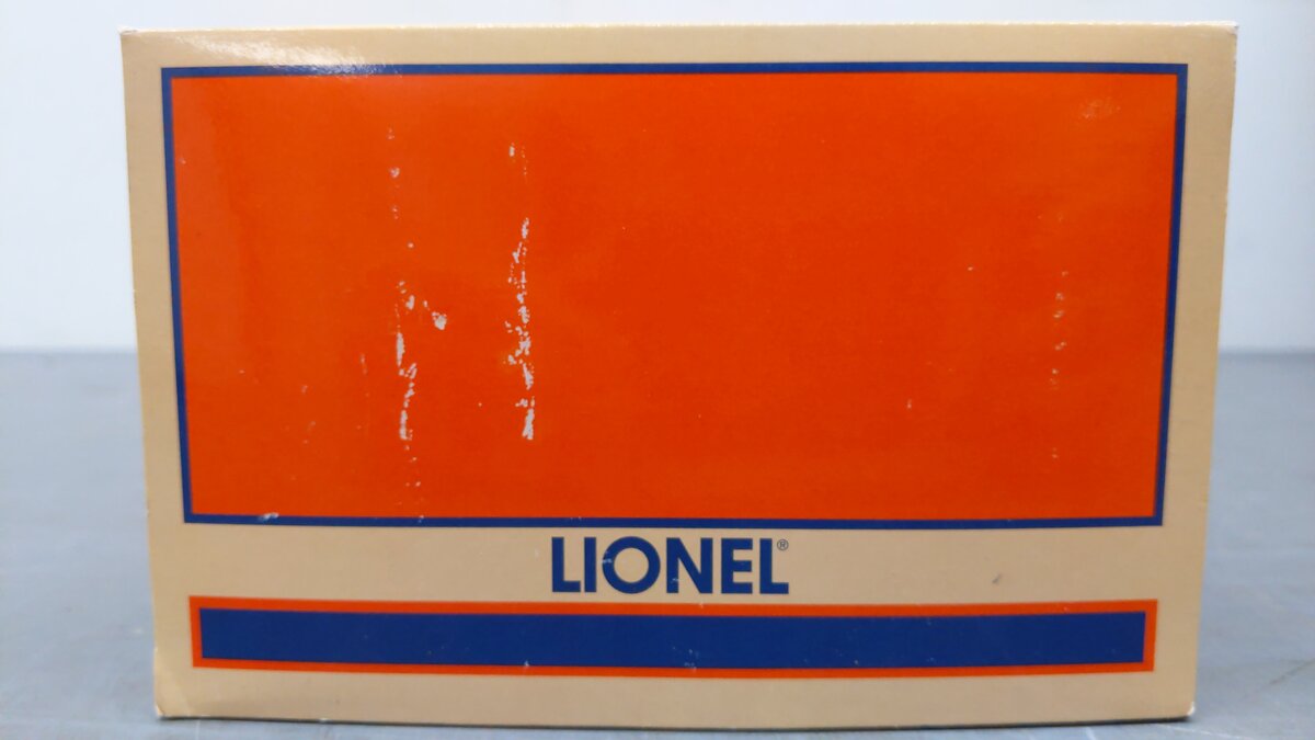 Lionel 6-29011 O Gauge Chesapeake & Ohio Heavyweight Coach Car #711 EX/Box