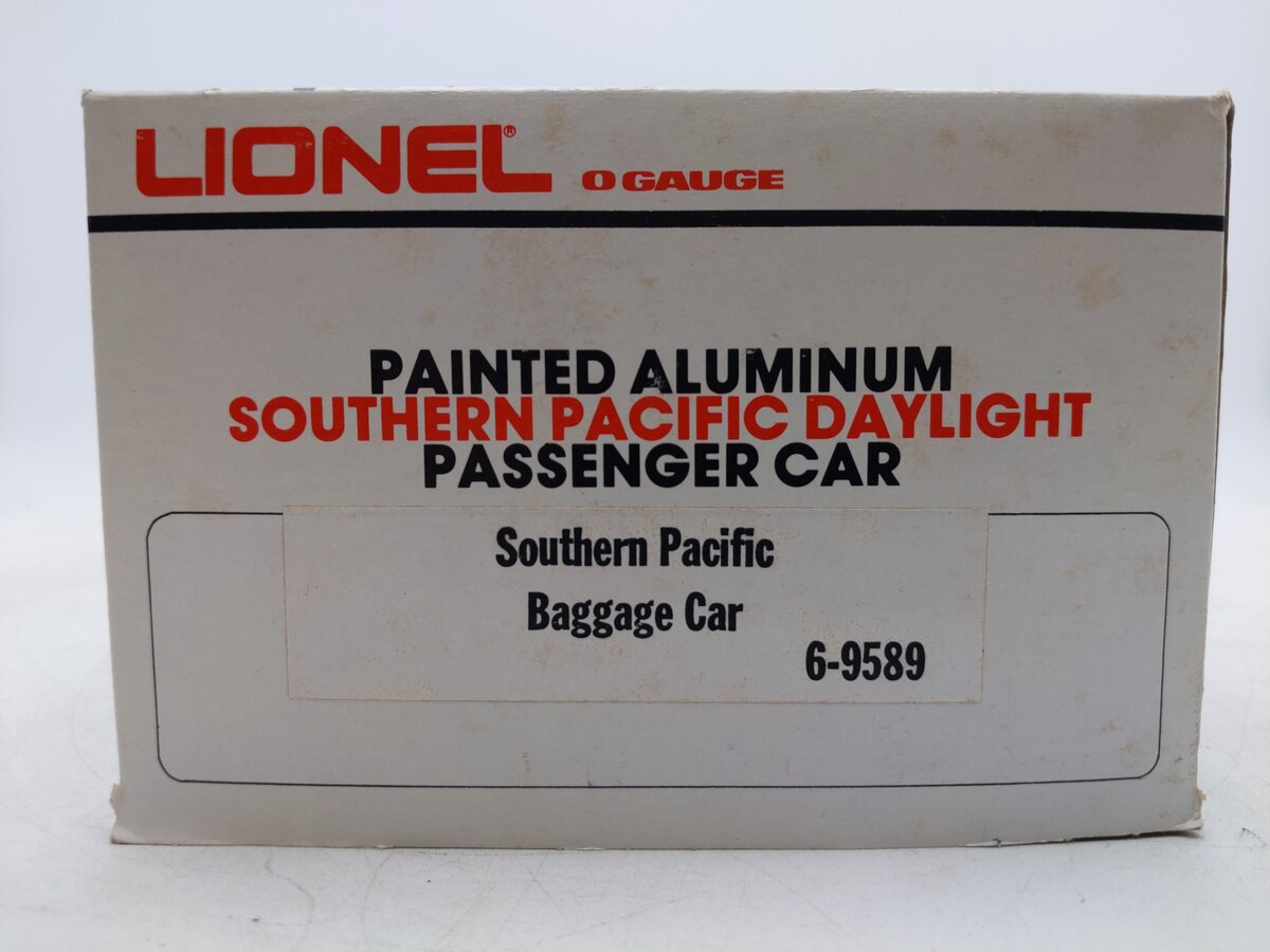 Lionel 6-9589 O Gauge Southern Pacific Daylight Aluminum Baggage Car EX/Box