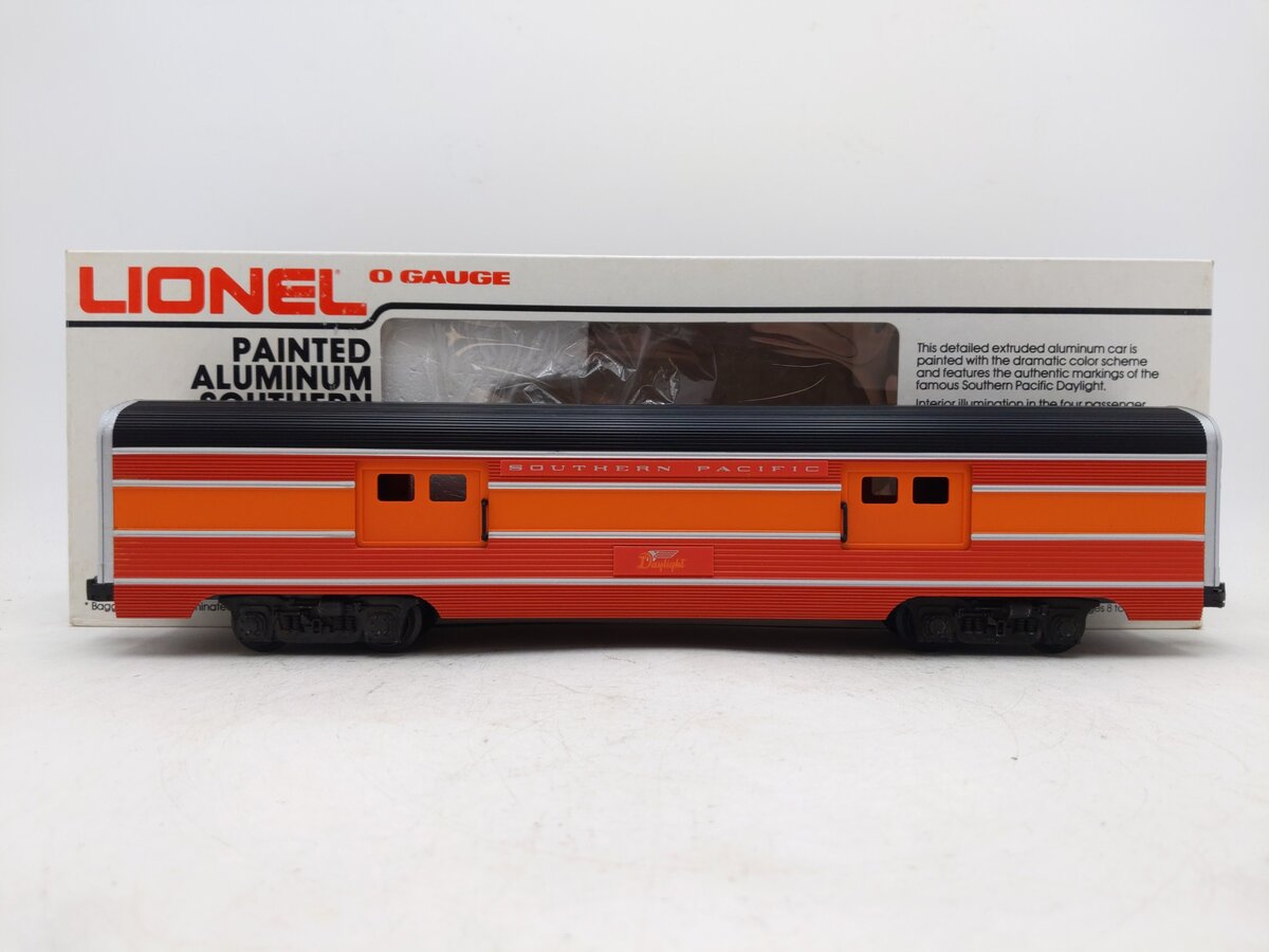 Lionel 6-9589 O Gauge Southern Pacific Daylight Aluminum Baggage Car EX/Box