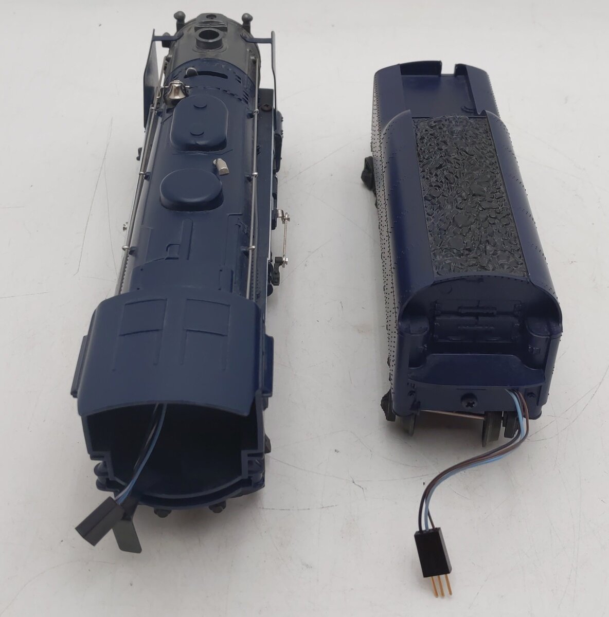 Lionel 6-8610 O Gauge Wabash 4-6-2 Steam Locomotive & Tender #672 VG/Box
