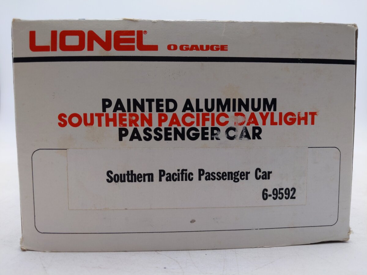 Lionel 6-9592 O Gauge Southern Pacific Daylight Aluminum Passenger Car EX/Box