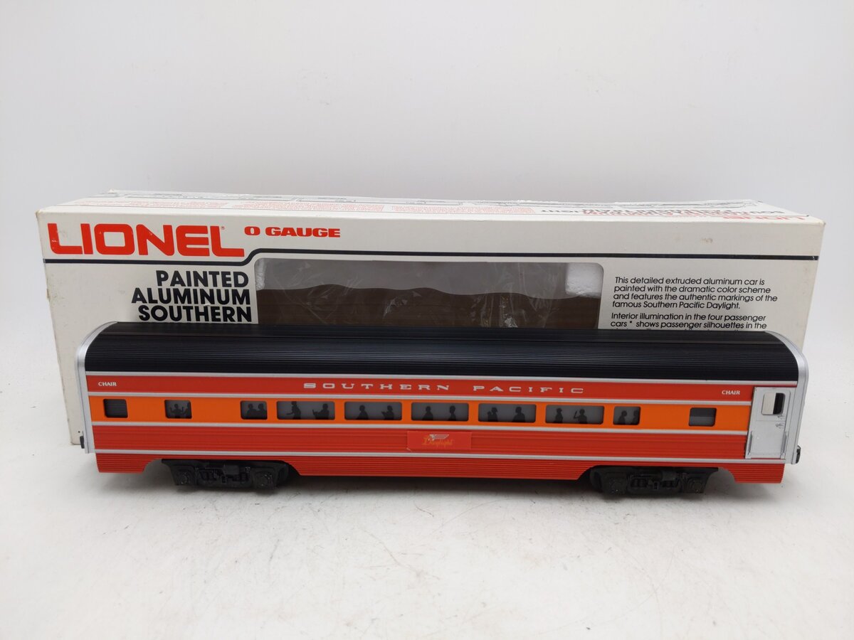 Lionel 6-9592 O Gauge Southern Pacific Daylight Aluminum Passenger Car EX/Box