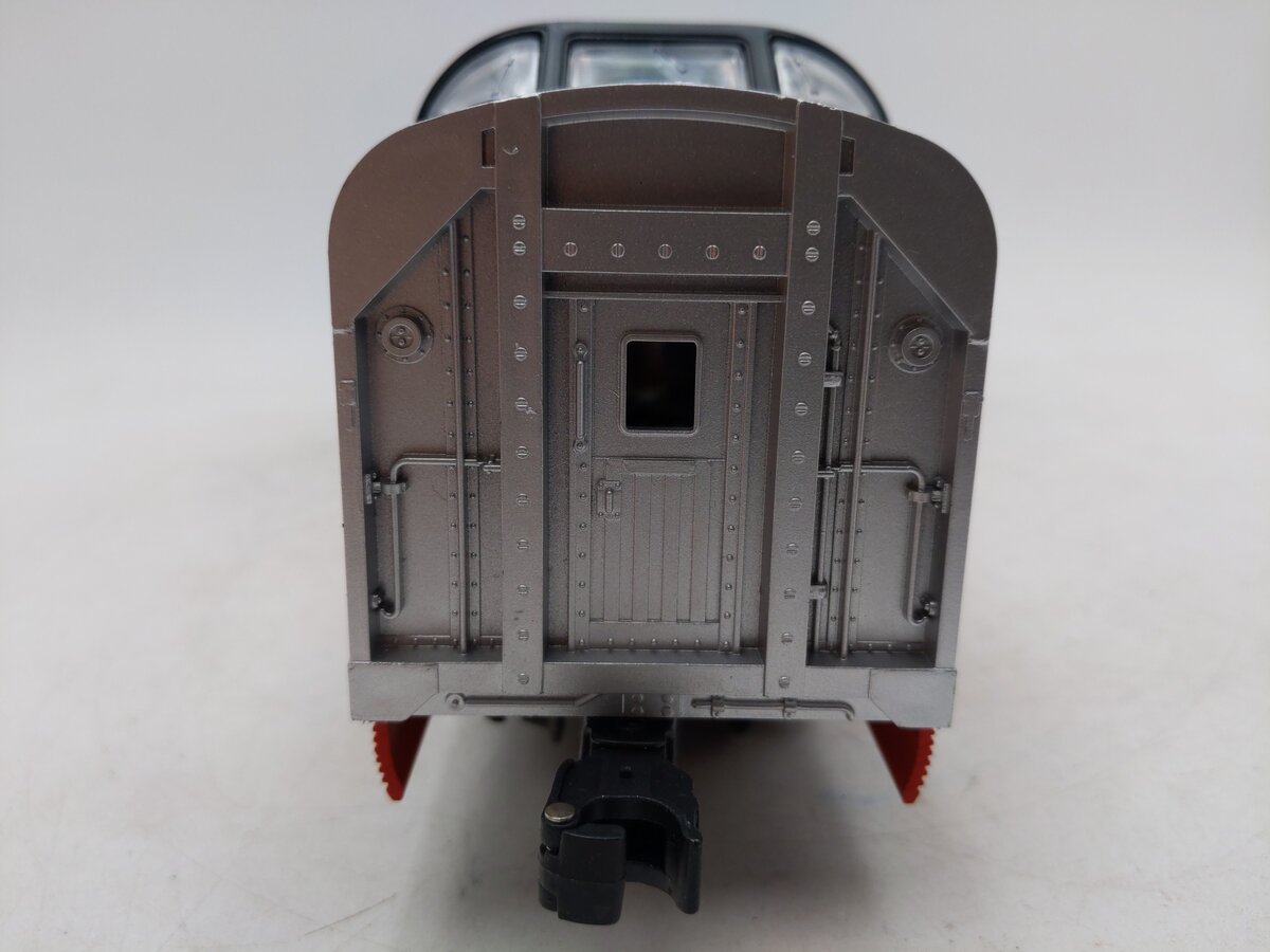 Lionel 6-19107 O Gauge Southern Pacific Daylight Full Vista Dome Passenger Car EX/Box