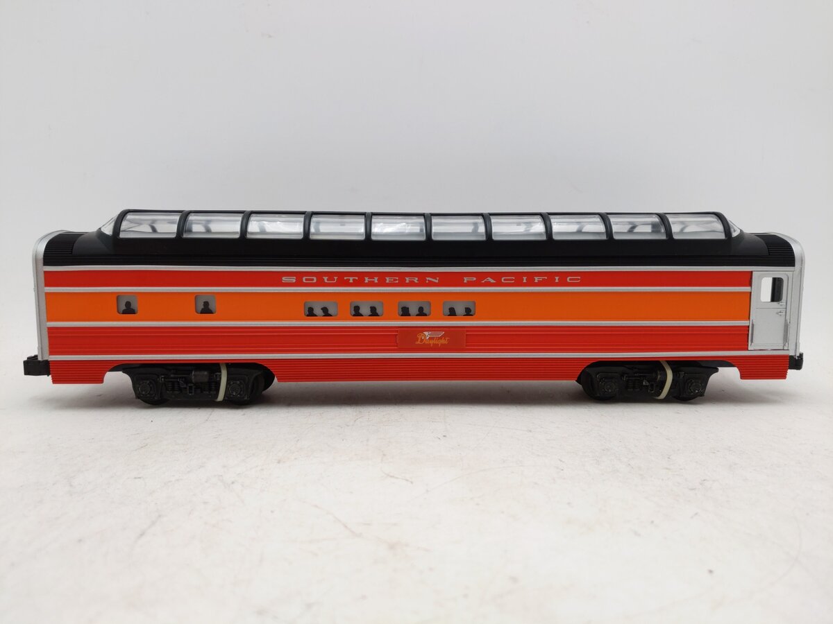 Lionel 6-19107 O Gauge Southern Pacific Daylight Full Vista Dome Passenger Car EX/Box