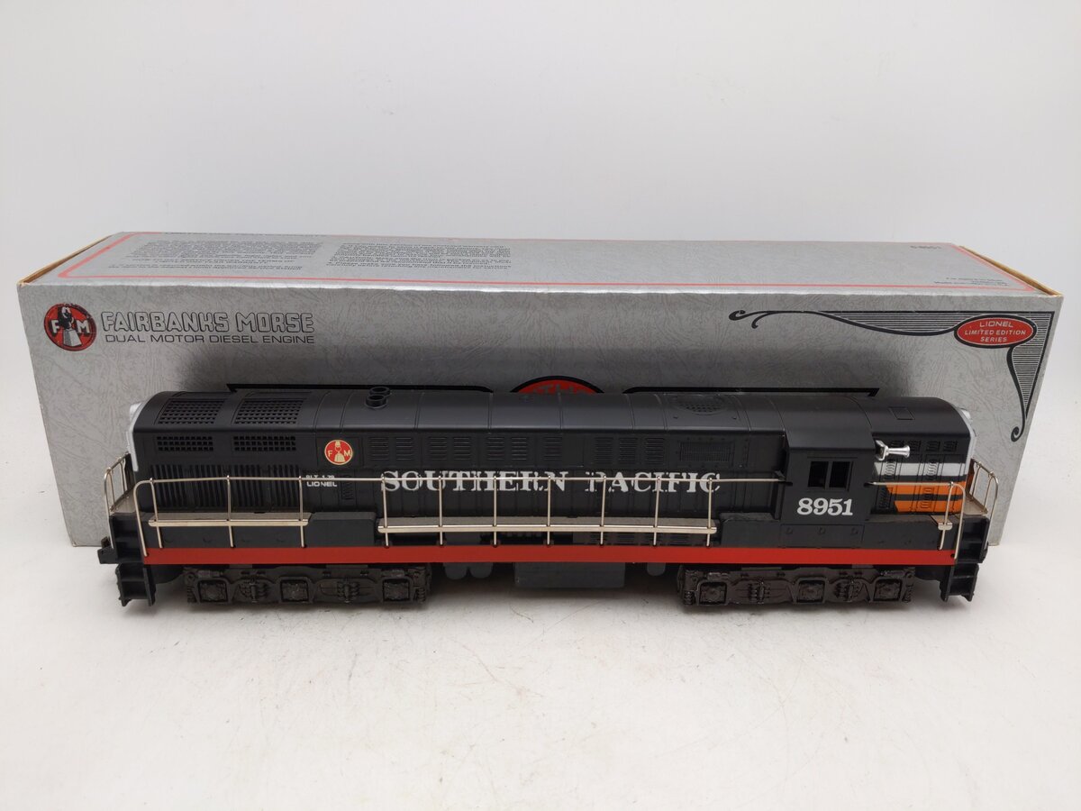 Lionel 6-8951 O Gauge Southern Pacific FM Trainmaster Diesel Locomotive #8951 EX/Box